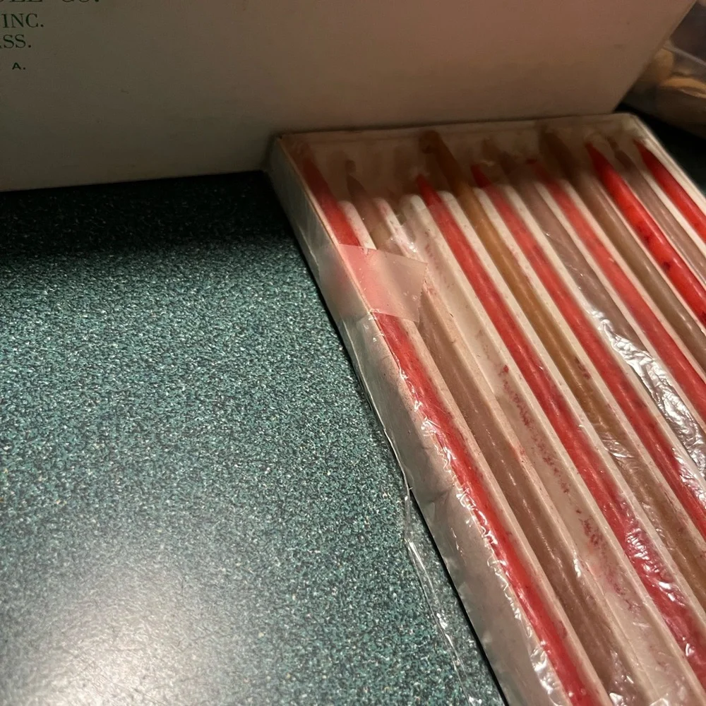 Vintage Colonial Flower Taper Candles